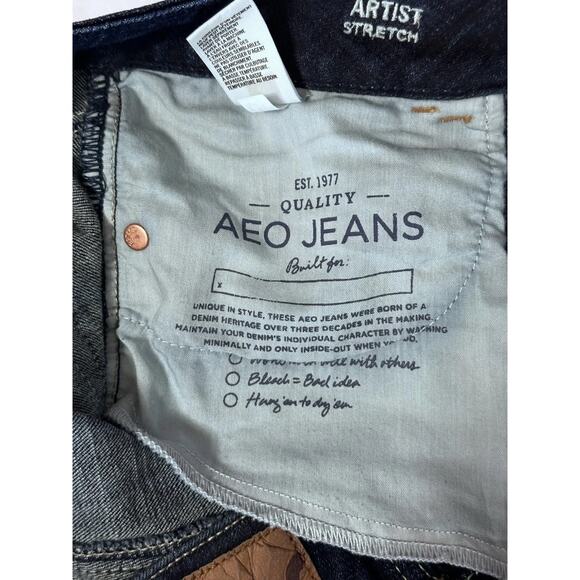 American Eagle Jeans Womens 8 31/27 Flared Artist Stretch Distressed Denim - Picture 16 of 16